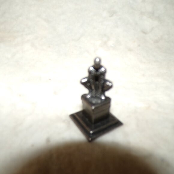 6 Spiderman Monopoly Game Tokens Metal Pieces 2006 Collectible - Picture 5 of 8